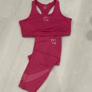 rare valentine Peloton pink heart bra & capri set